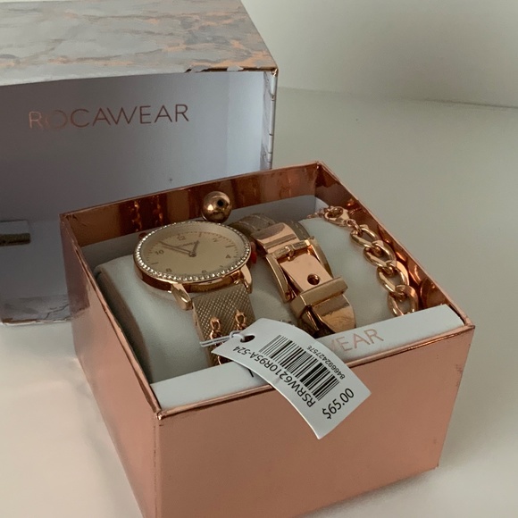Rocawear Women’s Watch & Bracelet Set NWT - Picture 2 of 3
